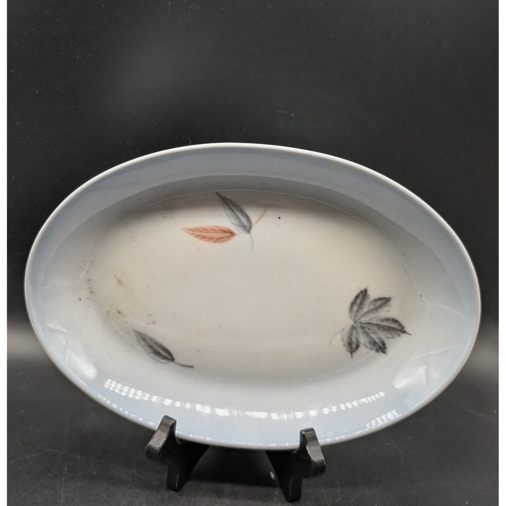 Bing & Grondahl Falling Leaves Oval Serving Platter  Denmark 9.5" Porcelain